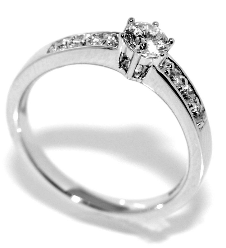 Forlovelsesring 0.32 carat tw.si diamanter