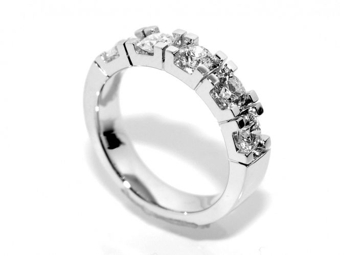 Hovedbilde Forlovelsesring 1 carat diamant w.si