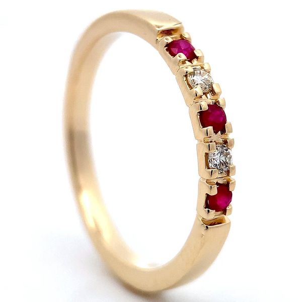 Hovedbilde Rubin ring med diamanter og rubiner