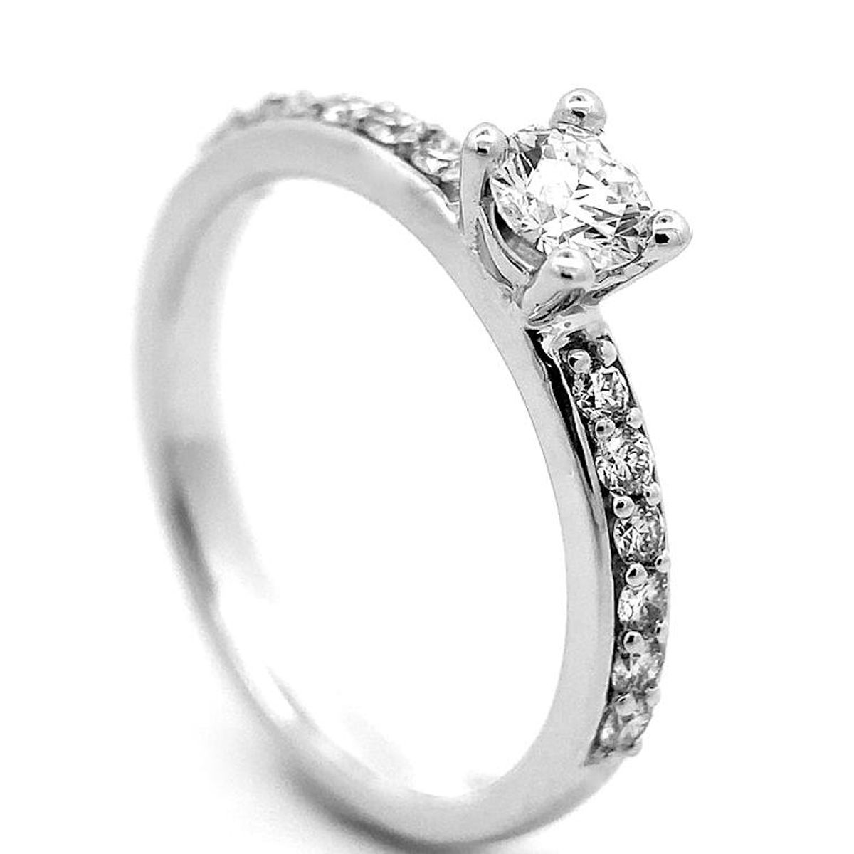 Forlovelsesring dame med diamanter 0.47 carat GIA